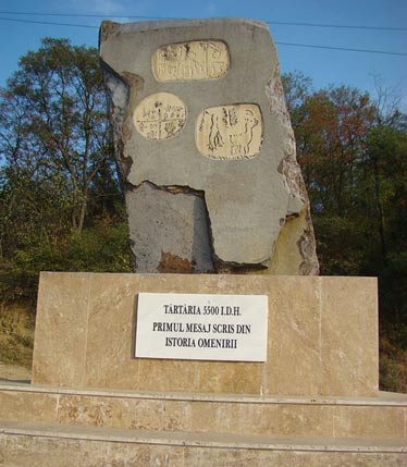 Monumento para las tabletas Neolítico Tartaria