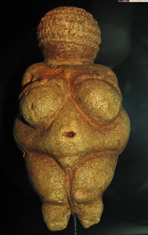La Venus de Willendorf, figurilla encontró en Austria, que se cree se han hecho 28.000 y 25.000 antes de Cristo. 