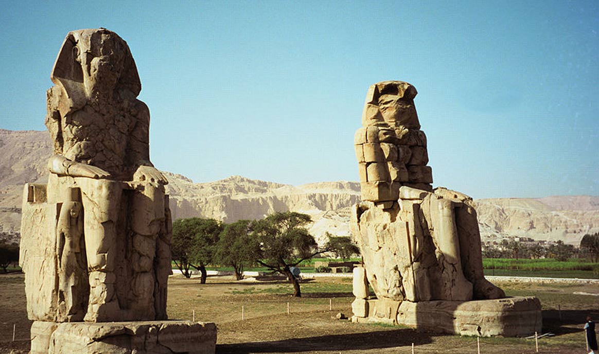 http://www.ancient-origins.net/sites/default/files/field/image/twin-seated-Colossi-of-Memnon.jpg