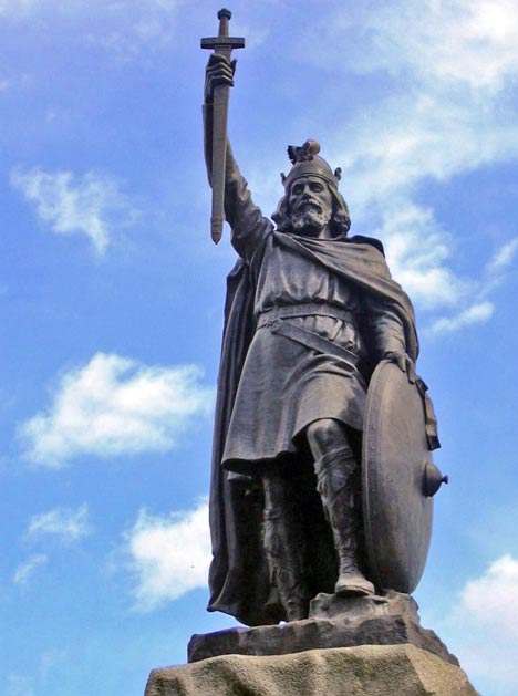 A statue of Alfred the Great at Winchester; he is considered one of the great English kings.