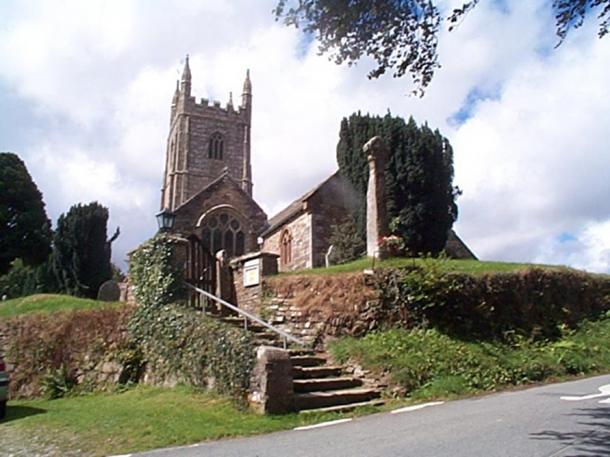 Cardinham churchyard. Len Williams
