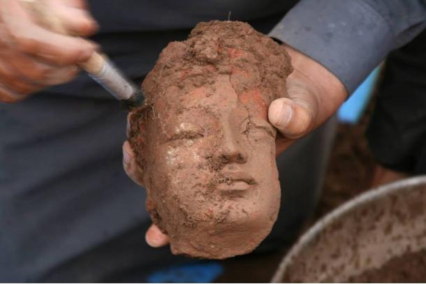Clay head unearthed at Bhamala, Pakistan