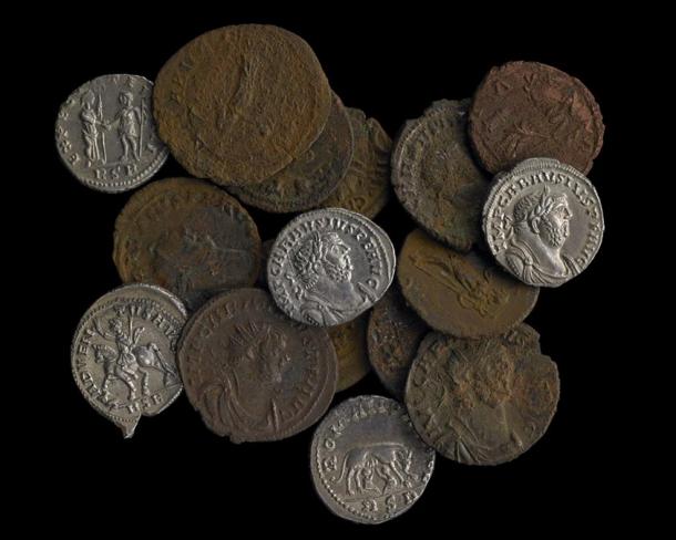 Coins from the Frome hoard of more than 52,000 Roman coins are on display along with the Watlington hoard at the British Museum.