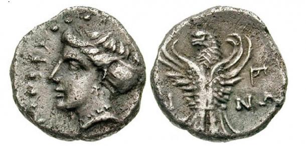 Greek coins like this one of Pontus have been found in the necropolis