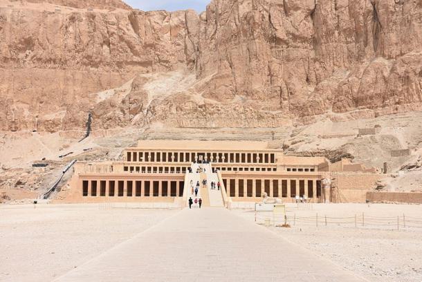 Did Hatshepsut Number One Female Pharaoh Have A Secret Lover 