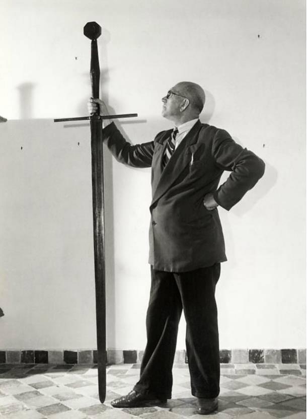 Picture of Grutte Pier’s Sword. (1953) Fries museum in Leeuwarden.