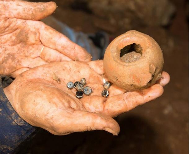 Explorers find Hidden Treasure in Cave – Coins and Jewelry Dating to Alexander the Great Pottery-and-jewelry