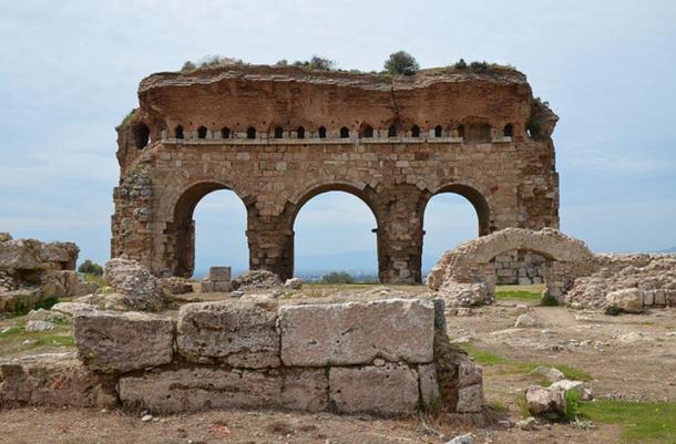 Ruinas en el sitio de Tralles en Turquía.