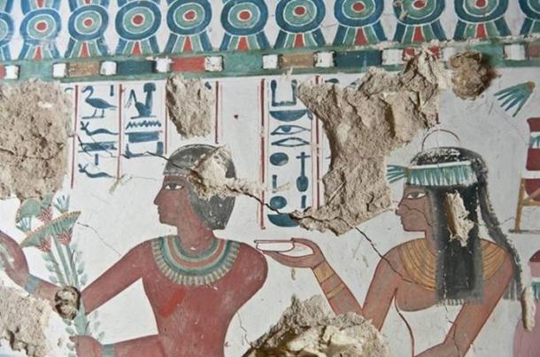 Sa-Mut and his wife, Ta Khaeet, depicted on the tomb walls