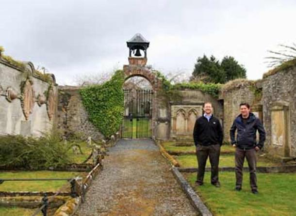 Dr. Chris Bowles (left) and Colin Gilmour, the Selkirk Conservation Area Regeneration Scheme Project Manager, at Auld Kirk.