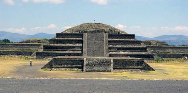 Liquid Mercury Found Under Mexican Pyramid Could Lead To King’s Tomb Temple-of-the-Feathered-Serpent