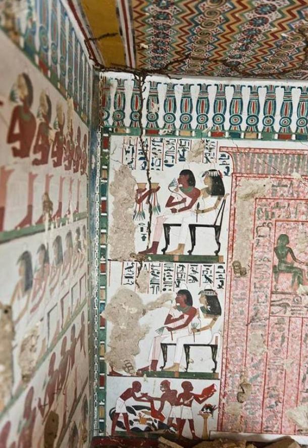 Vivid paintings inside the tomb of Sa-Mut and Ta Khaeet