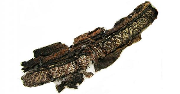 One of the woven silk bands.