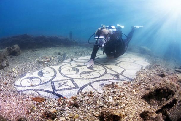 A diver explores the Baiae Underwater Archaeological Site