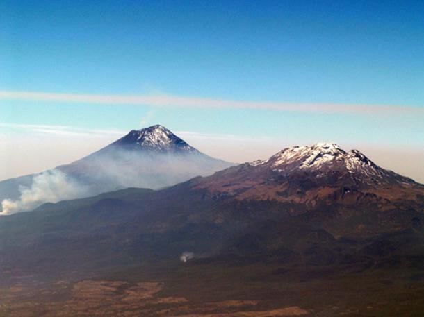 Iztaccíhuatl and Popocatépetl.