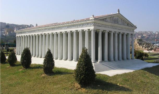 Este modelo del Templo de Artemisa, en Miniatürk Park, Estambul, Turquía, intenta recrear el aspecto probable del primer templo.