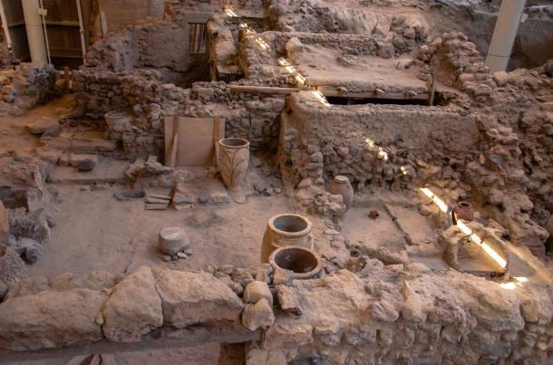 从废墟中古代阿克罗蒂里的干尸的器物都揭示出, 希腊. 