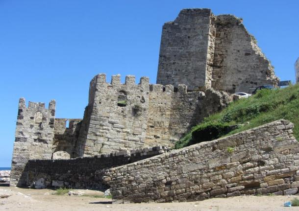 A ruin at the coast of Sinop
