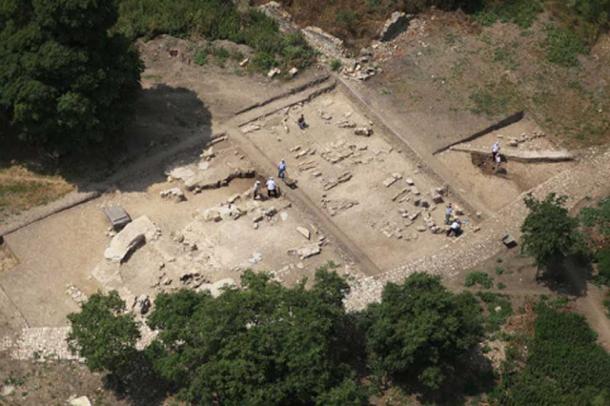 The ruins of Bathonea 