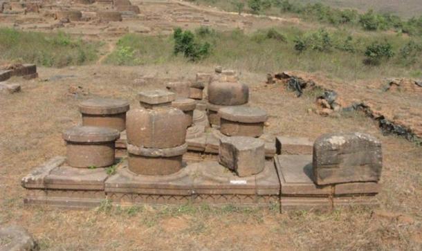 Vista general de la stupas Udayagiri, Odisha