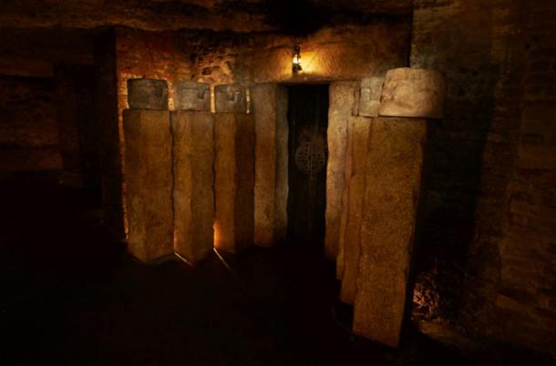 Misteriosos laberintos de Buda...Enigmaticas cuevas bajo palacio y inexplicablemente la policia evacua ...  Symbol-of-labyrinth