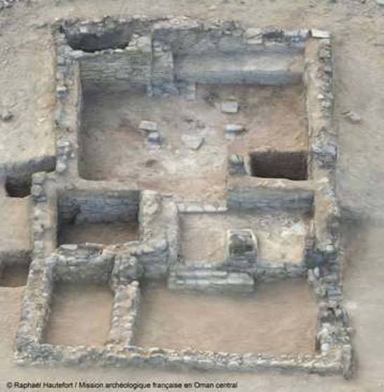 3D model of the main building at Mudhmar East, Oman (the room where many weapons were found is in the middle of the building on the left).