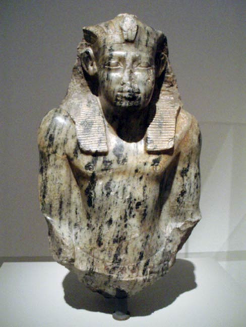 Bust of Senusret I in the Neues Museum, Berlin. 