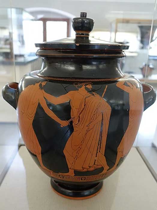 Death of the tyrant Hipparchus, by the Syriskos Painter, 475-470 BC.