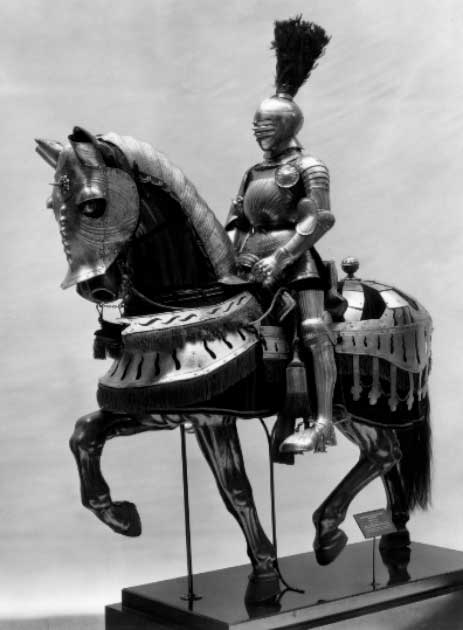 German armor for man and horse with horse trappings (decorated coverings) ca. 1515 and later (The Met/Public Domain)