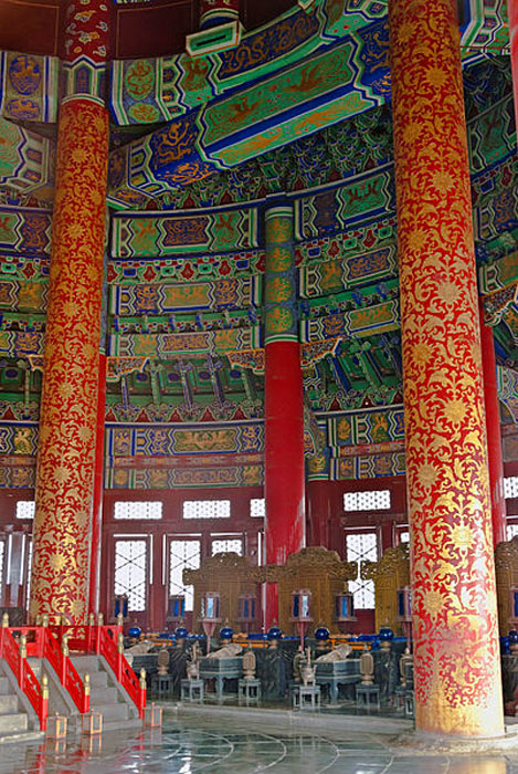 Interior of the Hall of Prayer. (CC BY-SA 3.0)