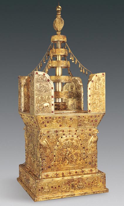Model of the stupa.