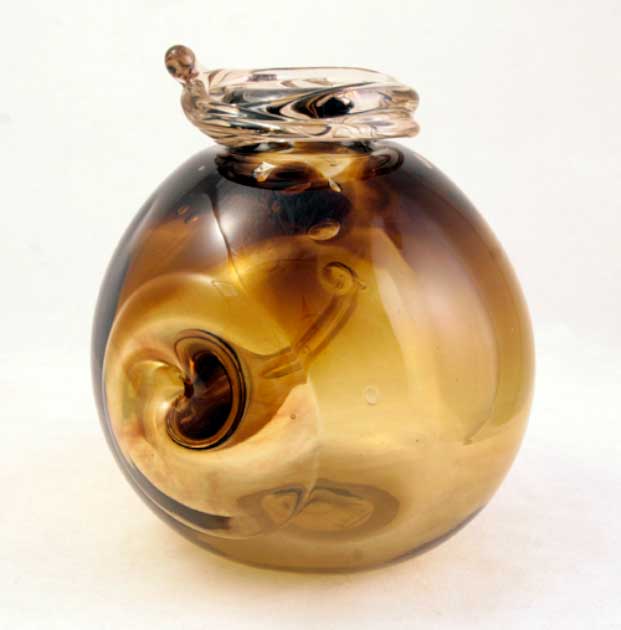 Modern and contemporary glassblowing has also become an artform that is similar to the ceramic arts in some ways. This vintage abstract blown glass vessel was made by California artist and teacher Dr. Robert Fritz, one of the founding fathers of the mid-20th-century studio glass movement. (Lisa Darcele Huff / Public domain)
