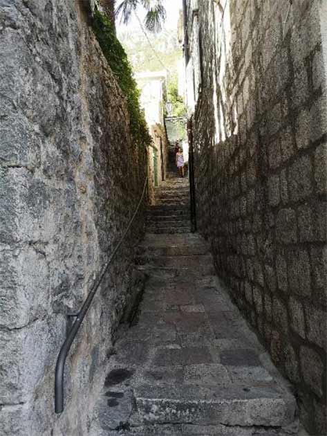 Narrow medieval streets. (Aleksa Vučković)