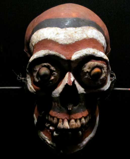 Máscara de calavera Papua Nueva Guinea (Sailko / CC by SA 3.0)
