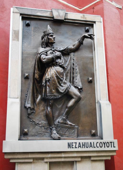 Bronze casting (1888-1889) of Nezahualcoyotl, by Jesús F. Contreras
