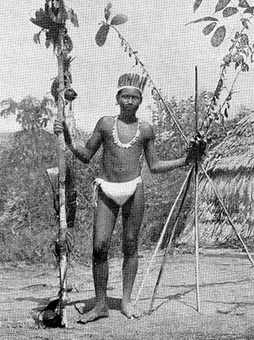Ocaina chief in 1924, the Ocaina and The Resigaro languages are both in danger of becoming extinct. (Ji-Elle / Public Domain)