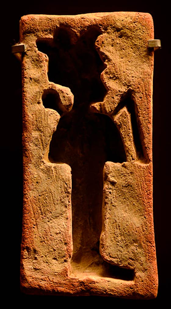 Osiris’ bed, 450 - 300 BC, from Upper Egypt (Gabbanat el-Gouroud), clay. Musée des Confluences