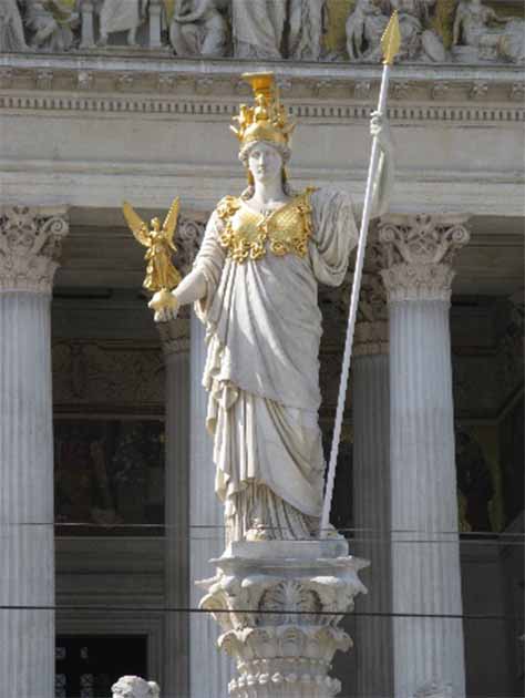 Pallas Athena Statue outside Vienna Parliament Building (Yair Haklai / CC BY-SA 3.0)