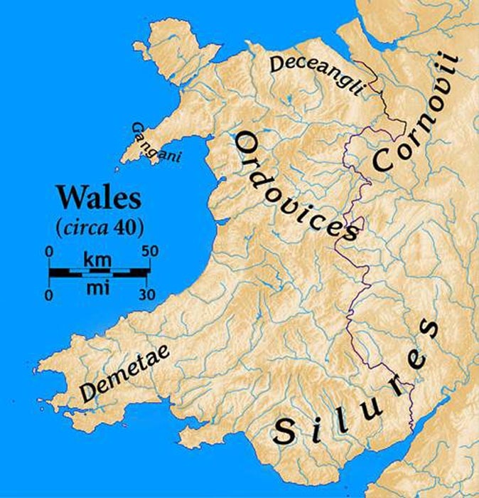 La calzada romana en el suroeste de Gales probablemente no estaba fuertemente fortificada porque la tribu celta local Demetae 