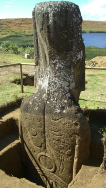 Rock art re-exposed during the excavation of two Moai by Jo Anne Van Tilburg and her team at Rano Raraku quarry, Rapa Nui. (Jessica Wolf / University of California, Los Angeles)\