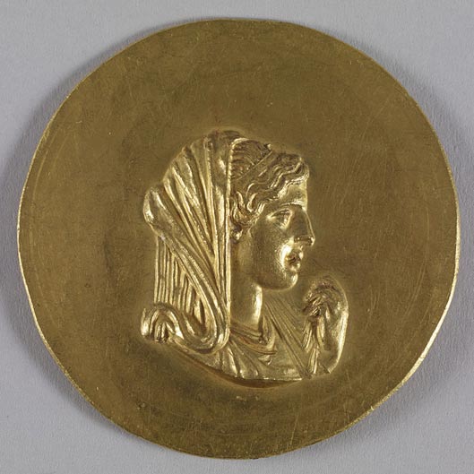 Imperial Roman gold medallion depicting Olympias, mother of Alexander the Great