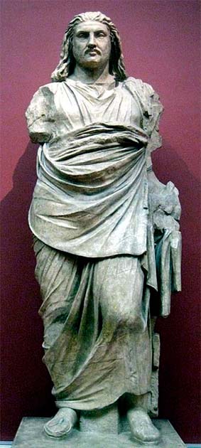 Statue of Mausolus at the British Museum, 2012. (shako/CC BY-SA 3.0)