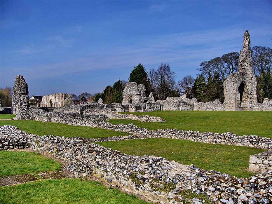 The ruins of Thetford Priory (Tanya Dedyukhina/CC BY-SA 3.0)