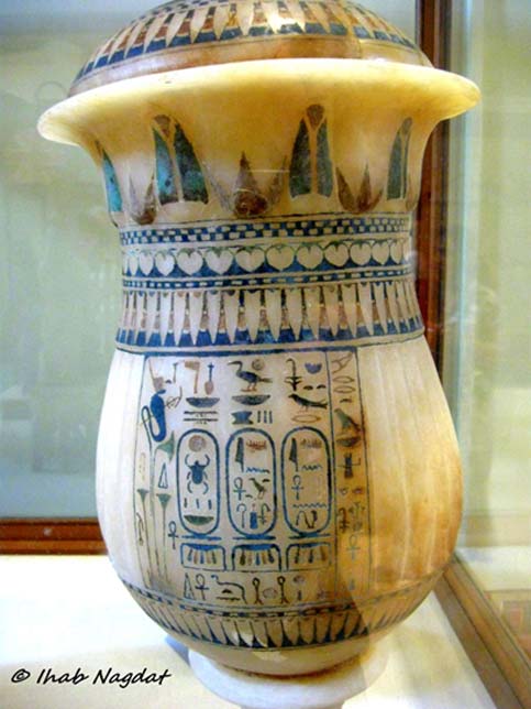 Алебастровая ваза маска фараона