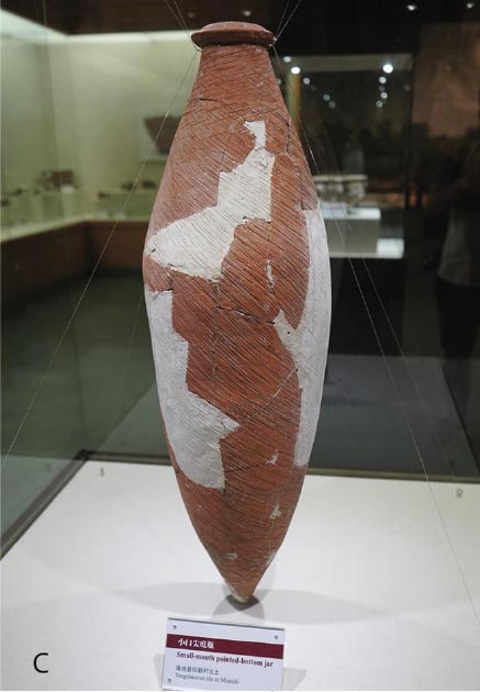 One of the ancient amphorae unearthed at the site, restored and used in the study. (Li Liu / Yongqiang Li / Jianxing Hou)