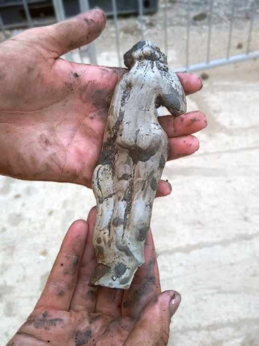 The back side of the Roman Venus figurine found in Gloucester, England. (Cotswold Archaeology)