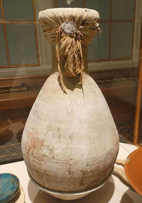 A baked clay food storage jar from the tomb of Yuya and Tuya.
