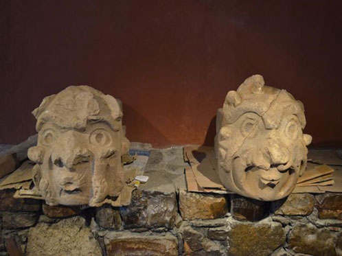 A couple of the Cabeza Clavos