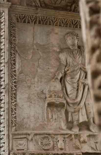 Caracalla and a blank space where Geta once was represented. (Egisto Sani/CC BY-NC-SA 2.0)