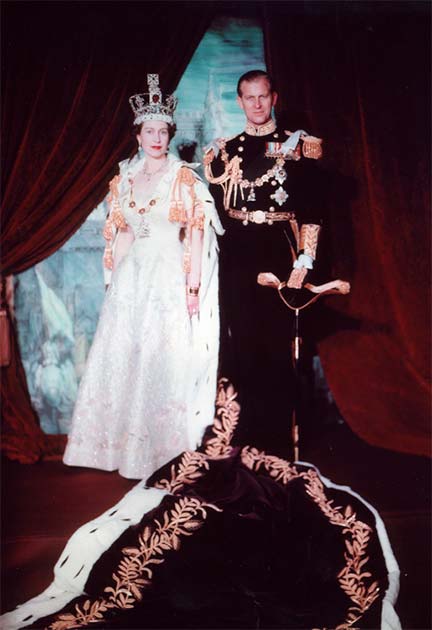 The coronation portrait of Queen Elizabeth II with her husband Philip, in 1953 at Westminster Abbey, London, taken by Cecil Beaton. (Cecil Beaton / Public domain)